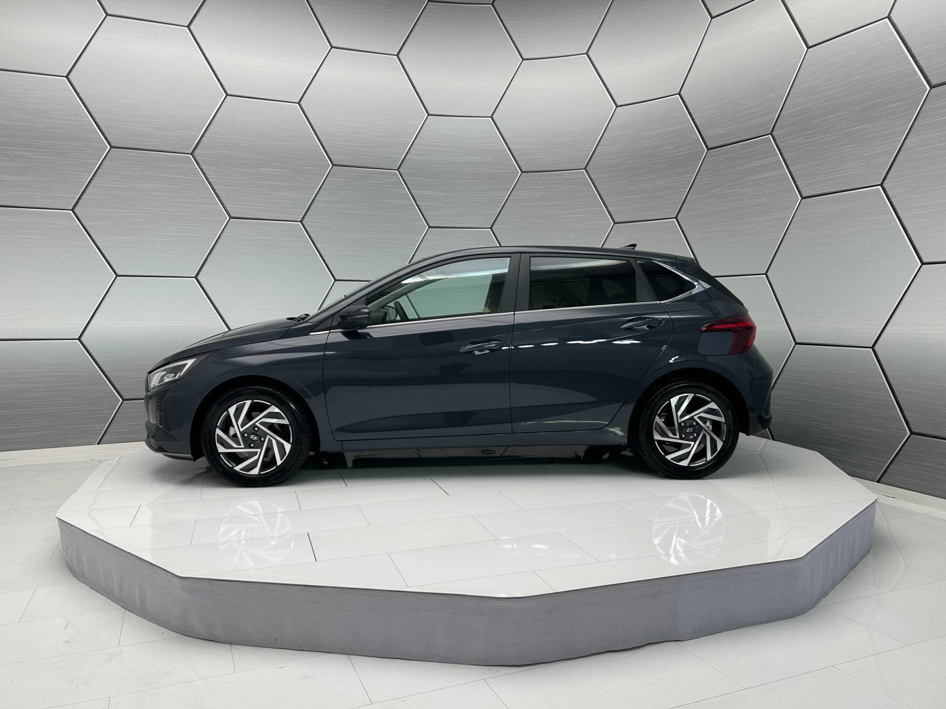Hyundai i20 1.0 T-GDI GO Plus Navi Kamera LED Alufelgen