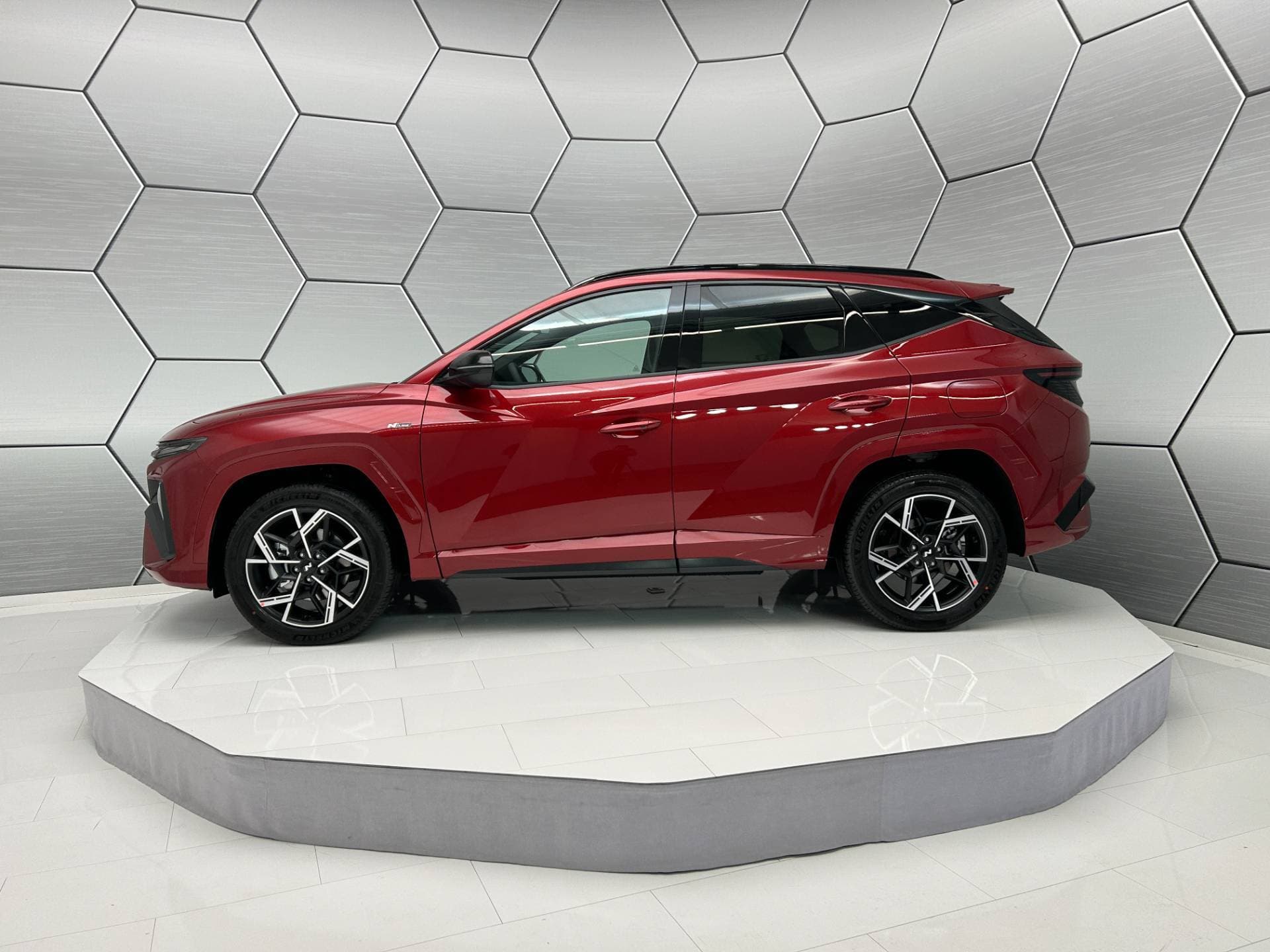 Hyundai Tucson 1.6 T-GDI Hybrid AT 4WD N-Line 239PS Navi HuD