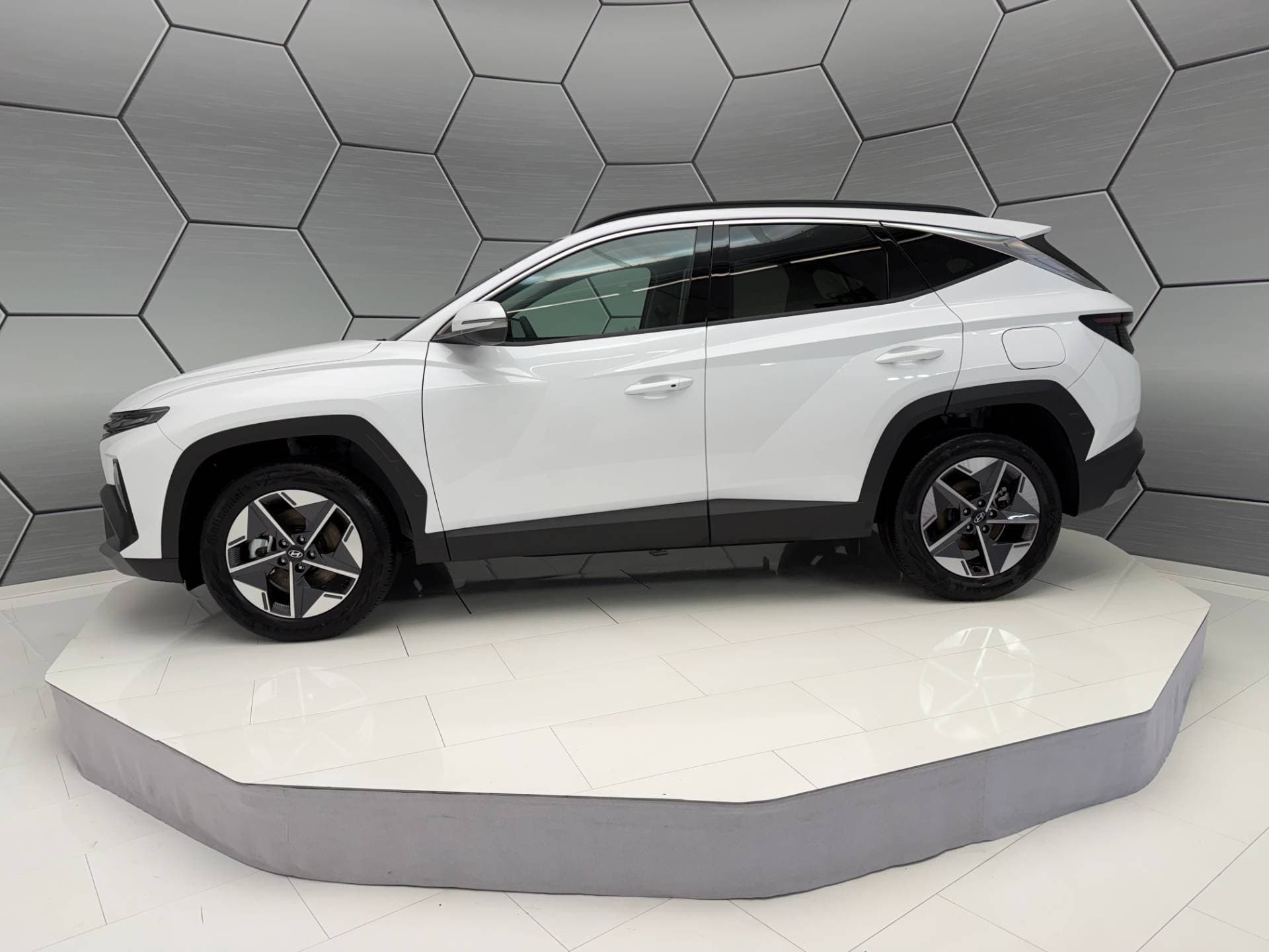 Hyundai Tucson GO 1.6 T-GDi HEV 2WD AT Klimaauto.Keyless Navi