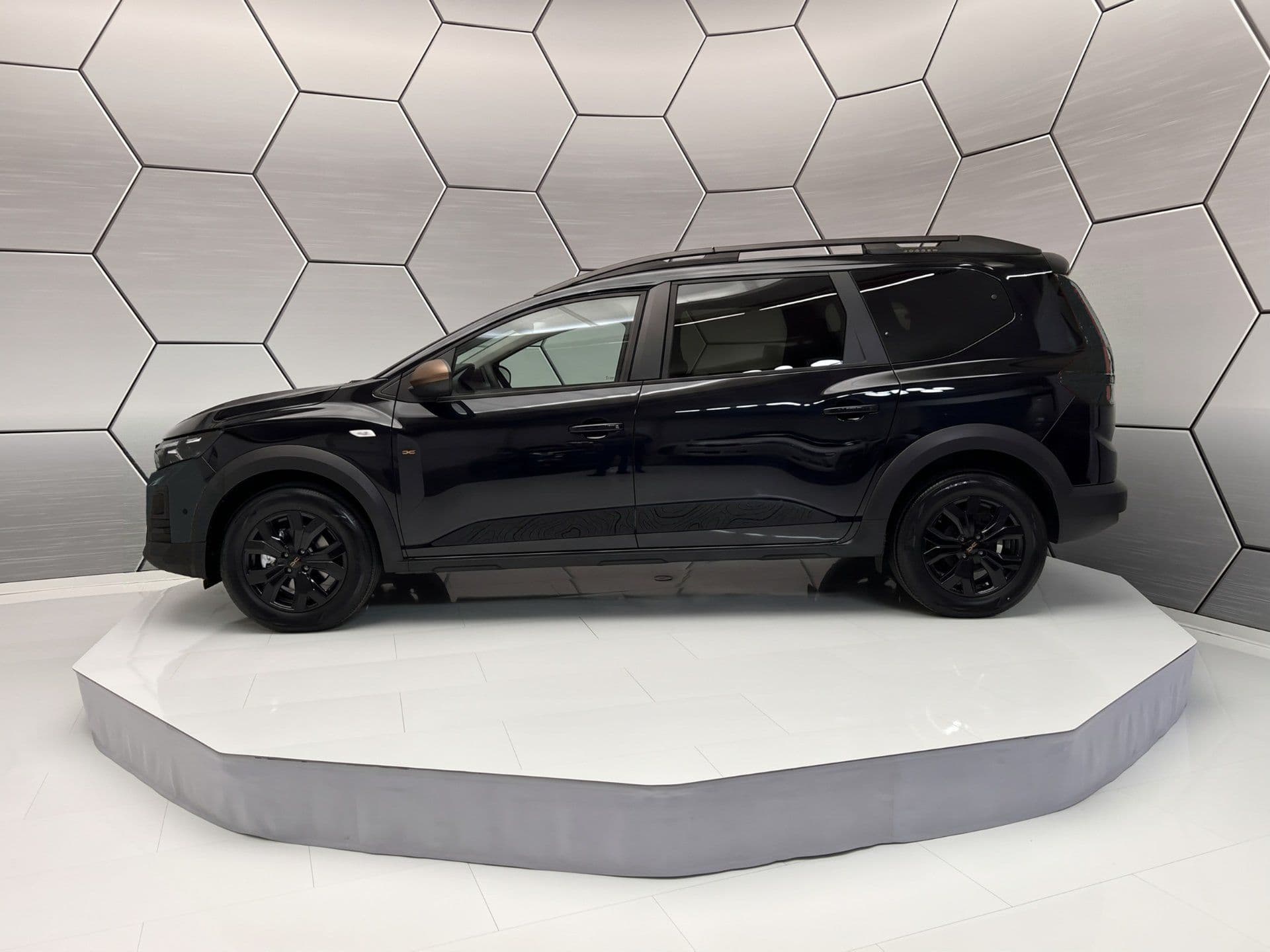 Dacia Jogger Extreme Eco-G 120 AT 7-Sitzer Driving Winterpaket Navi