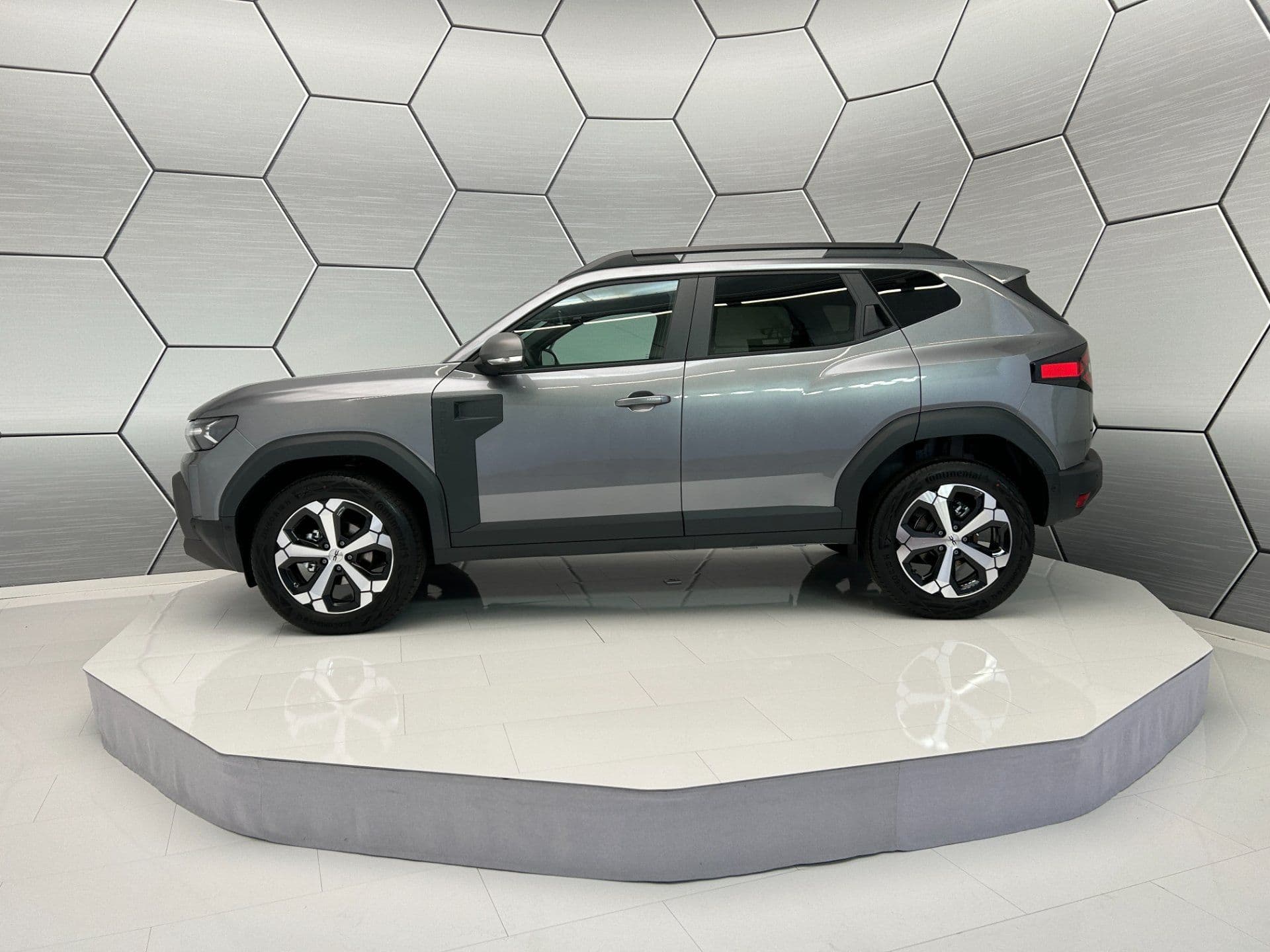 Dacia Duster Journey hybrid-G 150 4x4 City Winter-Paket
