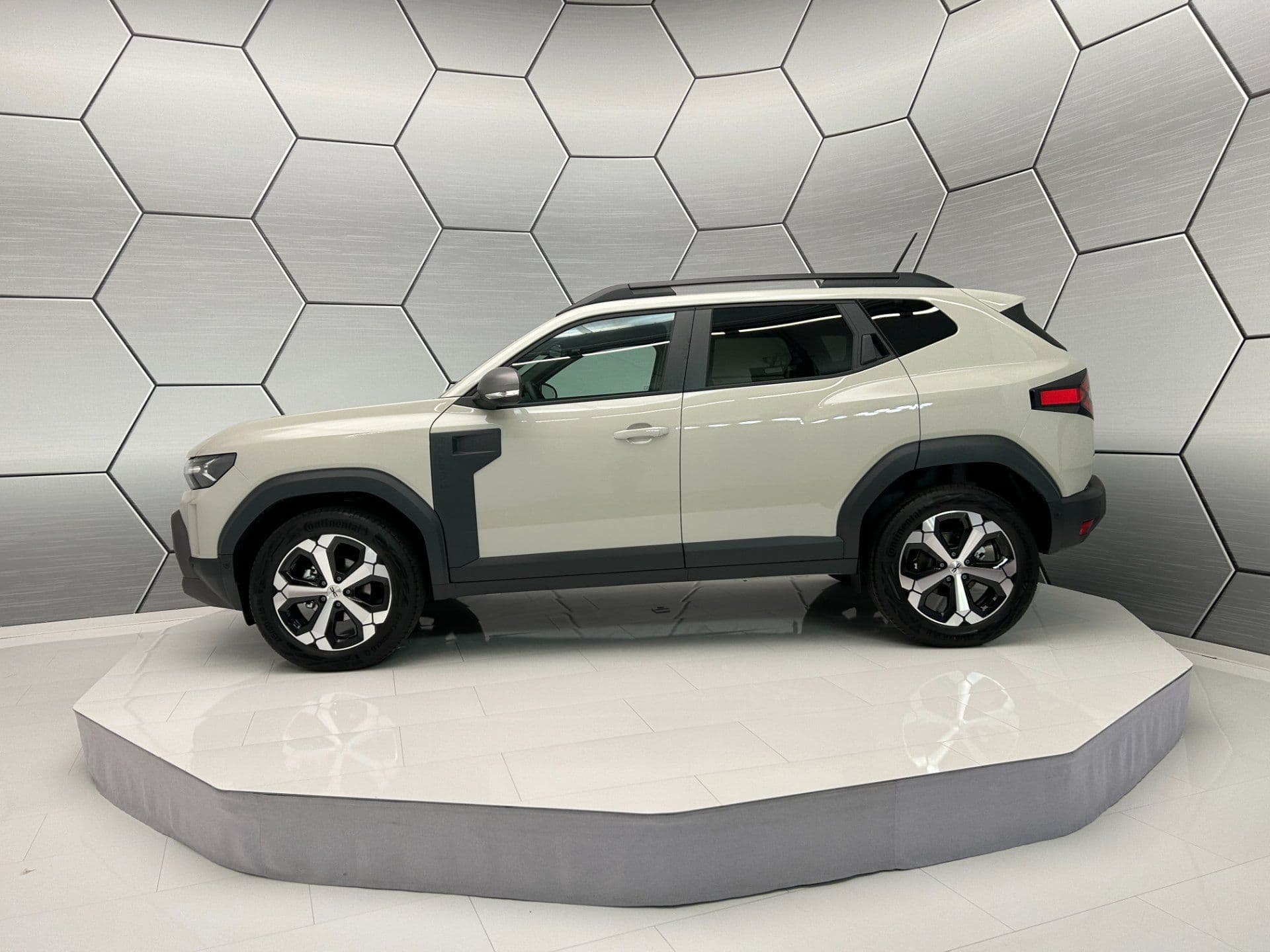 Dacia Duster Journey hybrid-G 150 4x4 City Winter-Paket