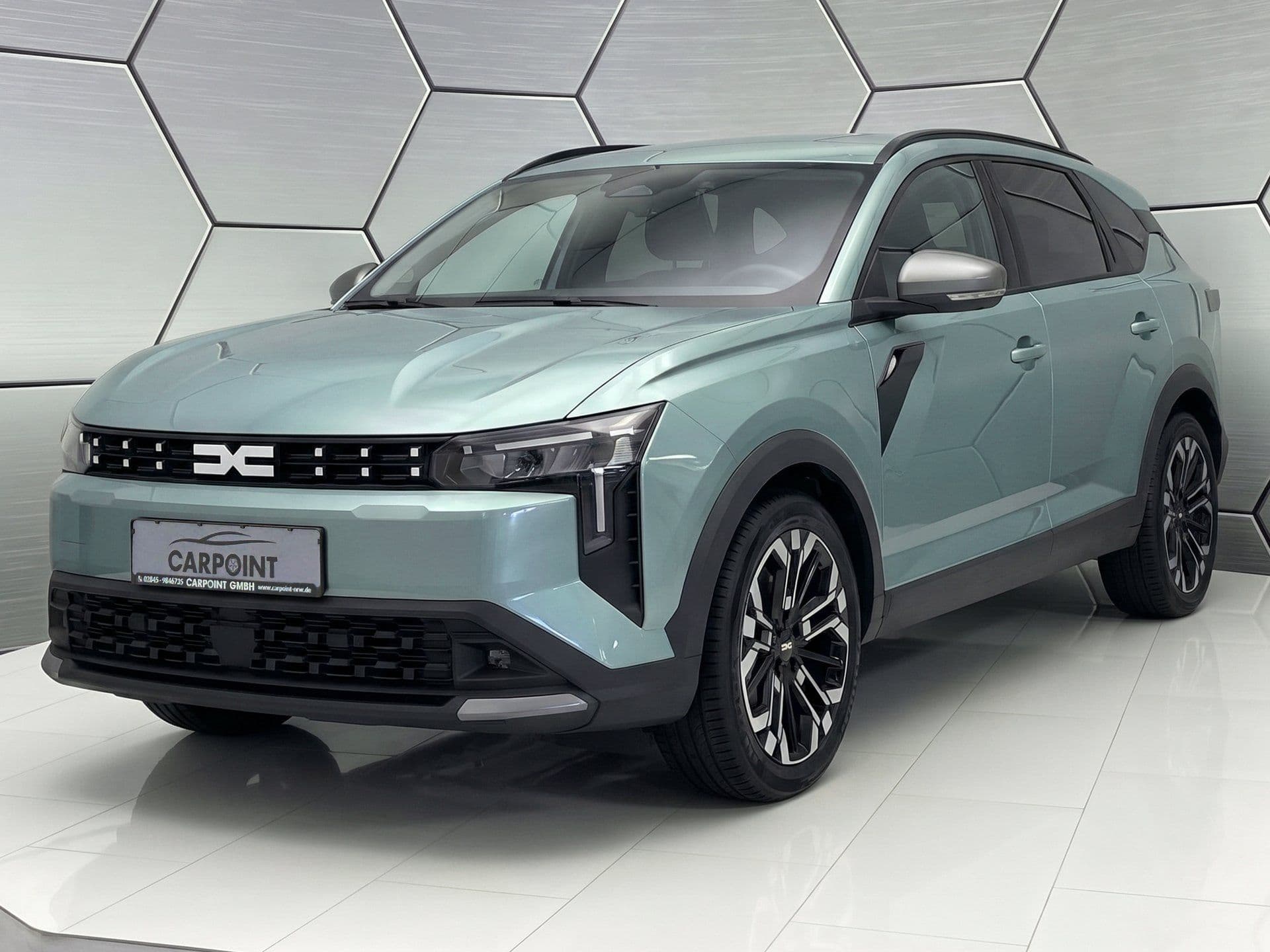 Dacia Striker Journey hybrid 155 City-Paket 19 Zoll