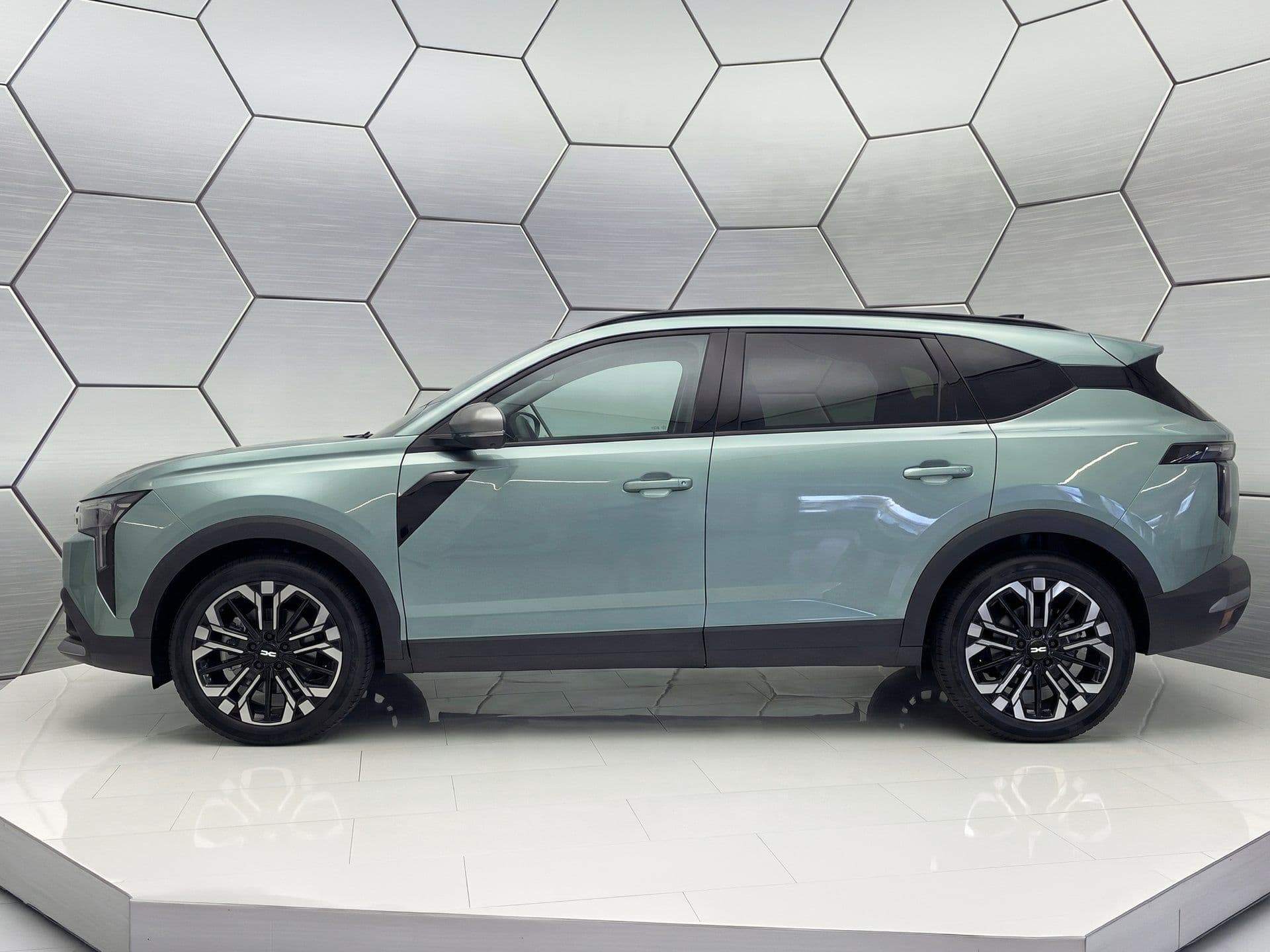 Dacia Striker Journey hybrid 155 City-Paket 19 Zoll