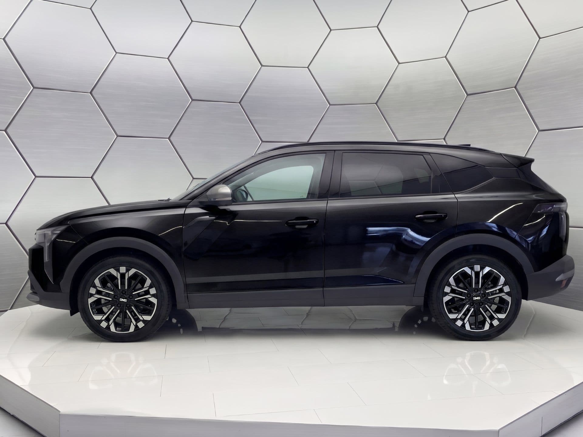 Dacia Striker Journey hybrid 155 City-Paket 19 Zoll
