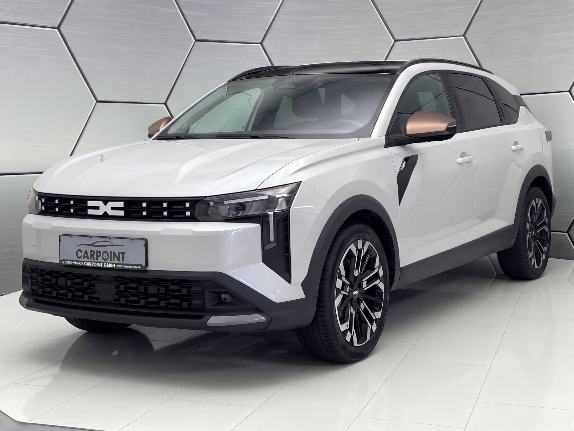 Dacia Striker Extreme hybrid 150 4x4 Panorama Winter Plus Techno-Paket
