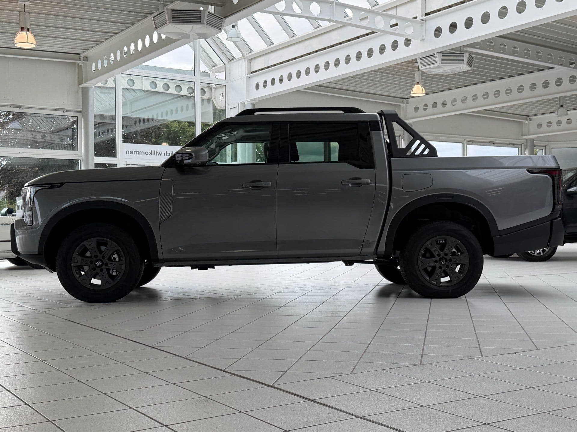 DFM Rich 9 Pick Up 2.3 Diesel Automatik 4x4 Klimaauto. 360° PDC Keyless